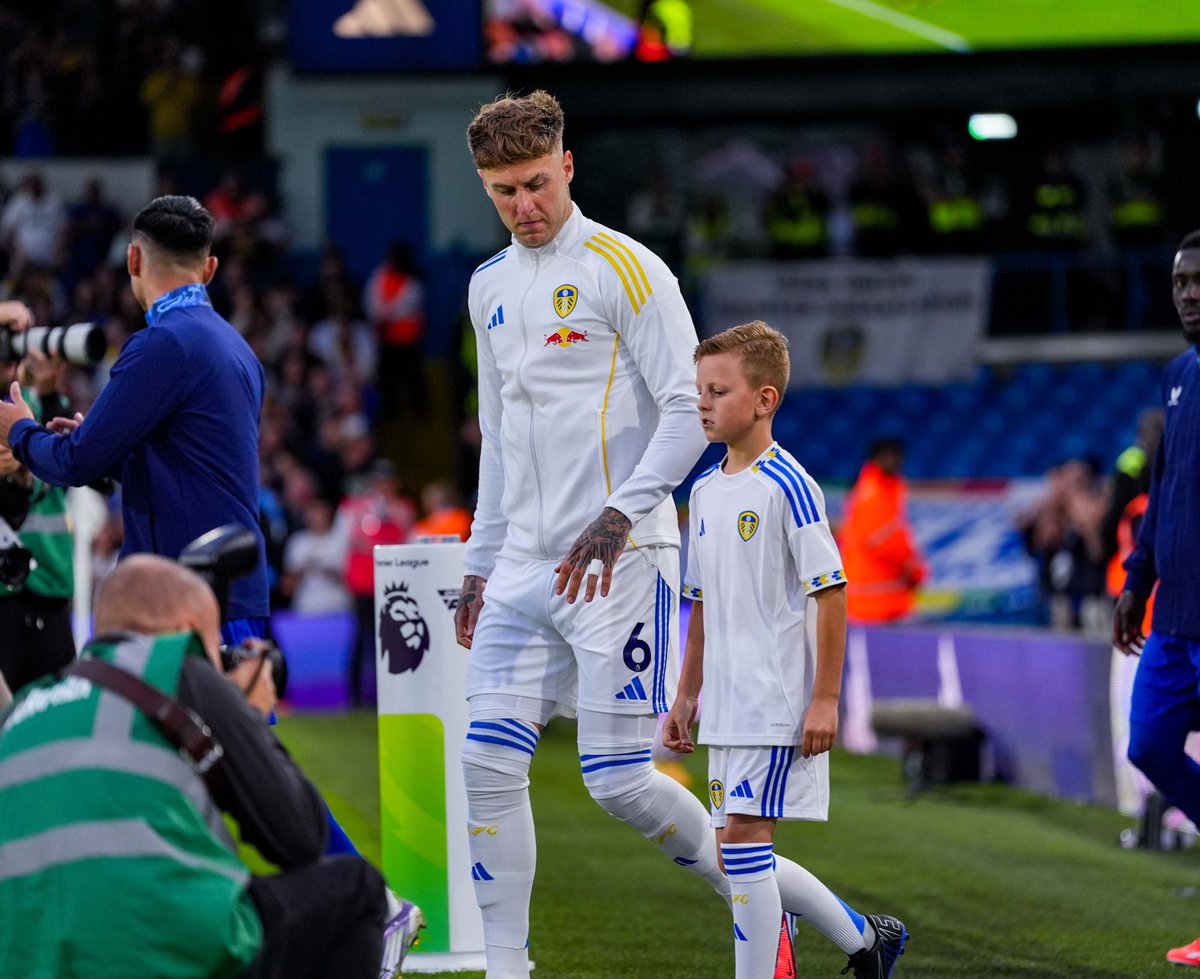 Nath Wroe tweet media