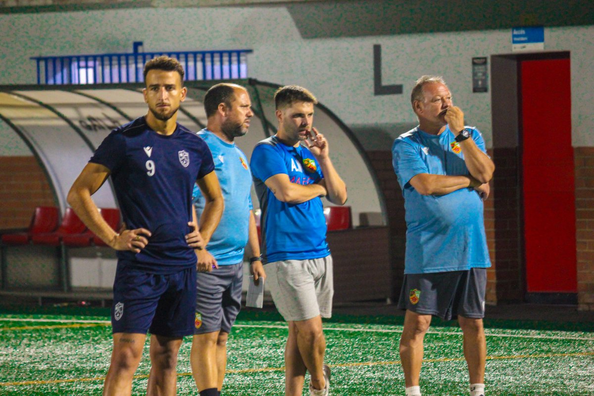 RipolletCF's tweet photo. 🔴1er Equipo

🏋🏻Los de @eloymc10 continúan trabajando para empezar al máximo esta pretemporada.

#VamosRipo #1CAT2 https://t.co/HWAg0lwr9Z