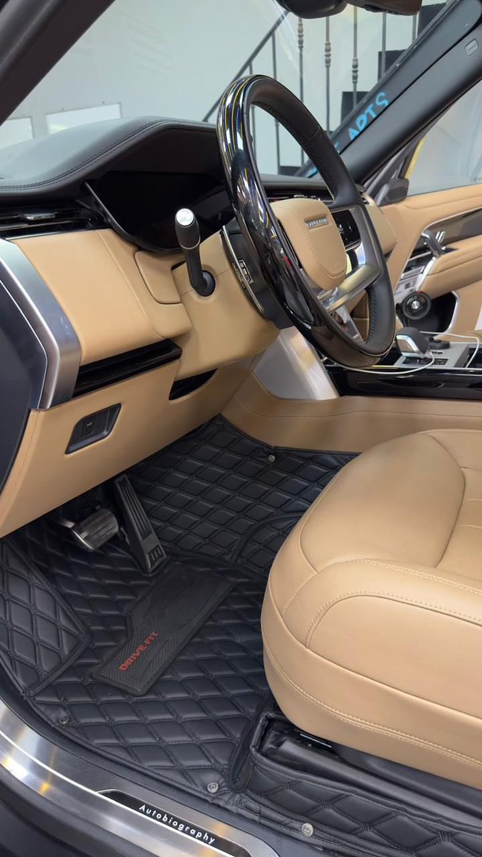 Drivefit1's tweet photo. #ارضيات_جلد_فاخرة 
#دعاسات_جلد_للسيارات 

@RangeRover 
@LandRover 
للطلب عن طريق المتجر 👇🏻

https://t.co/kHbx4ND7DE

رنج روفر 2025 https://t.co/mFn4pQkNM7