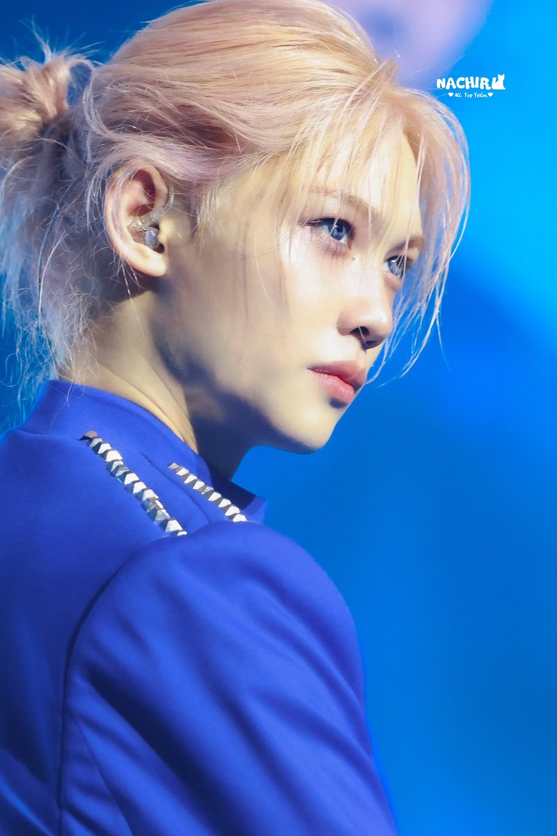 nachiri99's tweet photo. 250821 KWDA

𝑇ℎ𝑒 𝐿𝑒𝑔𝑒𝑛𝑑 𝑜𝑓 𝑡ℎ𝑒 𝐵𝑙𝑢𝑒 𝑆𝑒𝑎

#Felix #필릭스 #フィリックス
#스트레이키즈 #StrayKids https://t.co/mhyl8TAp0w