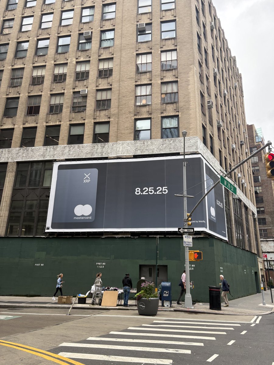 i cant see this and not think “top signal”