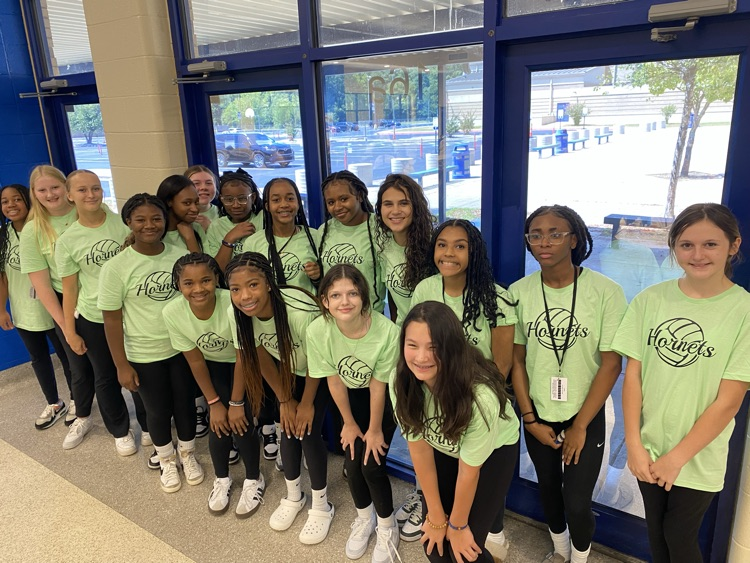 BMS 7th Grade Volleyball 🏐 has their first game tonight! 
Home game vs. Lake Hamilton at 4:30! 
Go hornets! 💙🩵