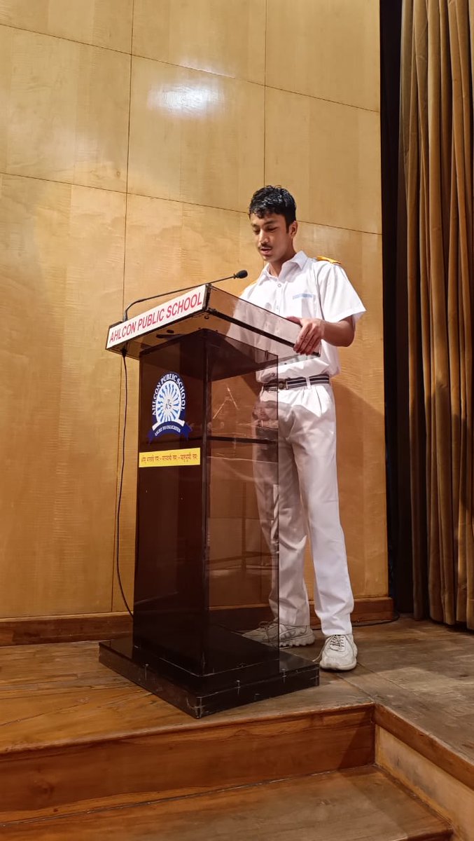 PublicAhlcon's tweet image. #morningassembly #sadbhawnadiwas
Class :- XI C
Topic - सद्भावना दिवस
सद्भावना का अर्थ है – &quot;अच्छी भावना&quot;। इसका मतलब है कि हम एक-दूसरे के प्रति सहिष्णु रहें, दूसरों के विचारों का सम्मान करें, और हर व्यक्ति के साथ समान व्यवहार करें, चाहे वह किसी भी जाति, धर्म या भाषा से जुड़ा हो