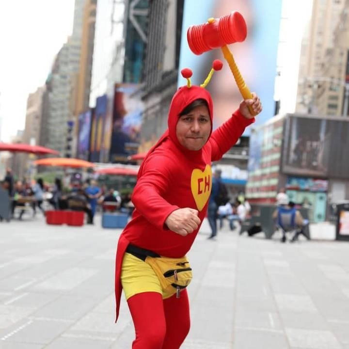 Periodista denuncia amenazas tras publicar sobre revocación de mandato en #Oaxaca

C. Alberto Rebollar, titular de Chapulín Times, responsabiliza a personas cercanas al gobernador y exige protección a su labor informativa. elposteo.online/periodista-den…