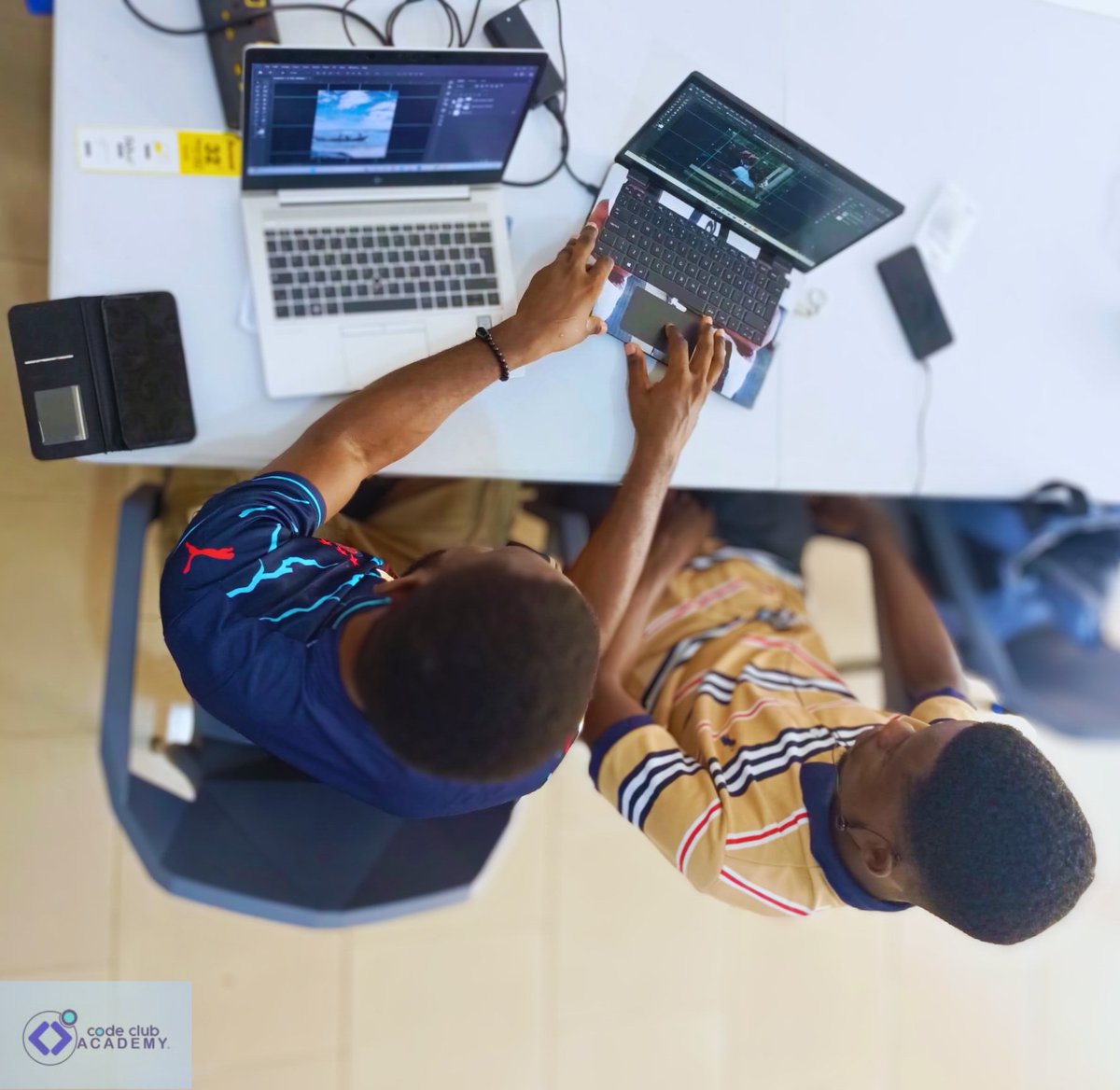 CodeClubAcad's tweet image. ✨ Cycle 4 is Here! ✨
Unleash your creativity with Code Club Academy’s Graphic Design Course! 🚀
From October 6 – October 29, 2025, join us for an exciting 4-week journey where imagination meets design. 💻🌟
