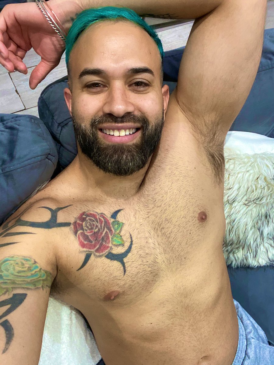 •“El arte comienza donde la piel es poesía.”🫣😈🔥🔥