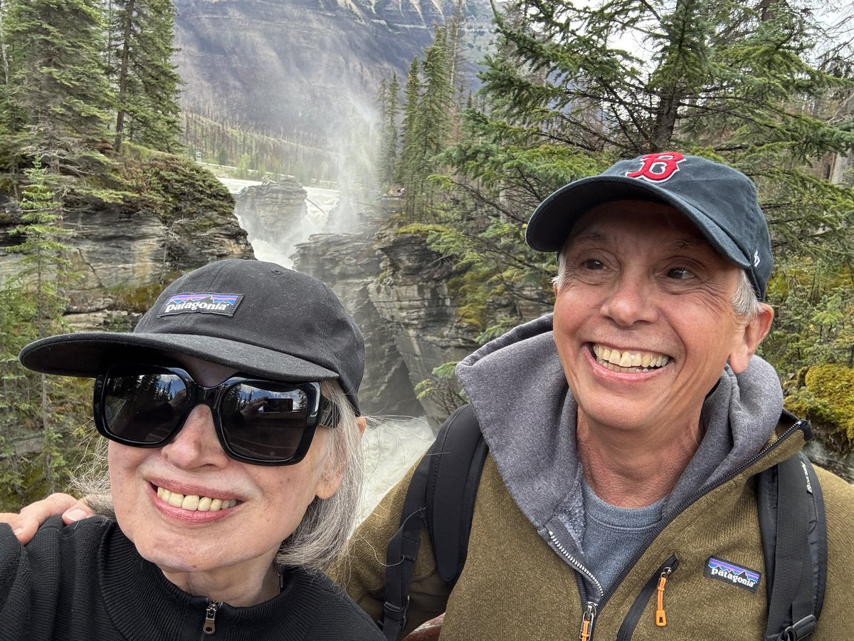 bobthomas tweet media