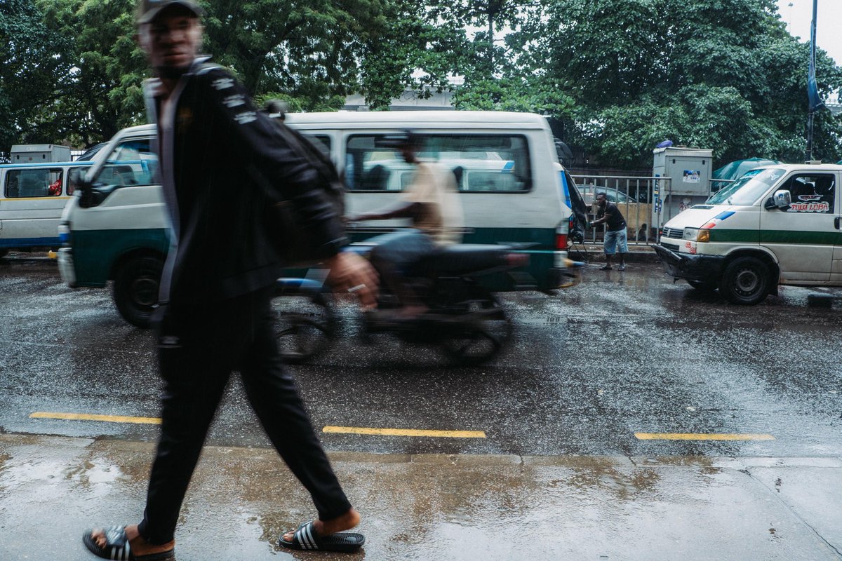 officialijohn's tweet image. Celebrated World Photography Day at CMS📸✨
Thanks to @combingthestreets for bringing photographers together to tell stories through our lenses. Every frame holds a voice from the street.

📸 @officialijohn

#combingthestreets #worldphotographyday #photography #streetphotography