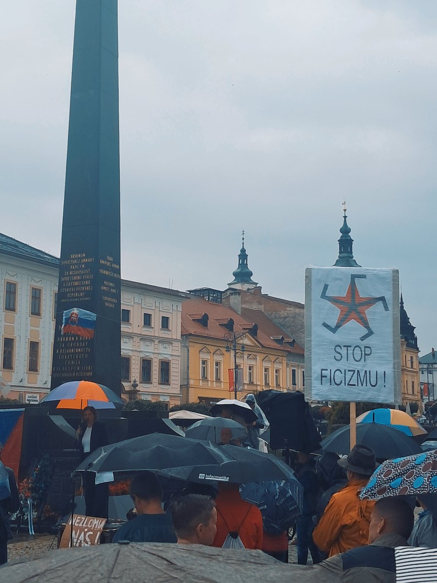 mkljg098's tweet photo. #21August #BanskaBystrica #Slovensko https://t.co/VZaR7b5sWf