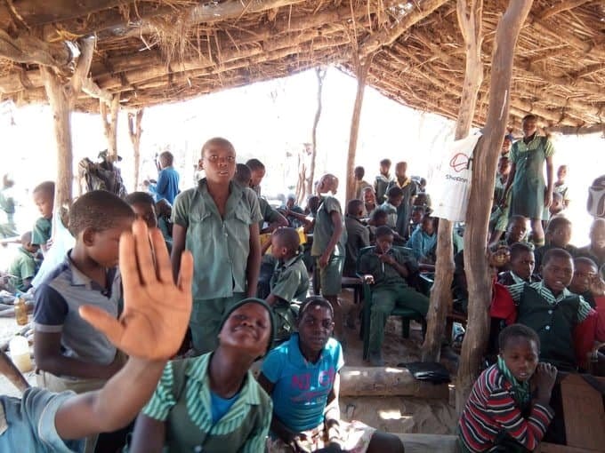 VaRapisa's tweet image. Chizeza secondary school Mt Darwin mukanzwa ed ne Zanupf vachiti tinodada ne Mt Darwin inovhota zvinemutsindo 

Iyi👇 ndiyo Darwin yacho after 45 years of independence