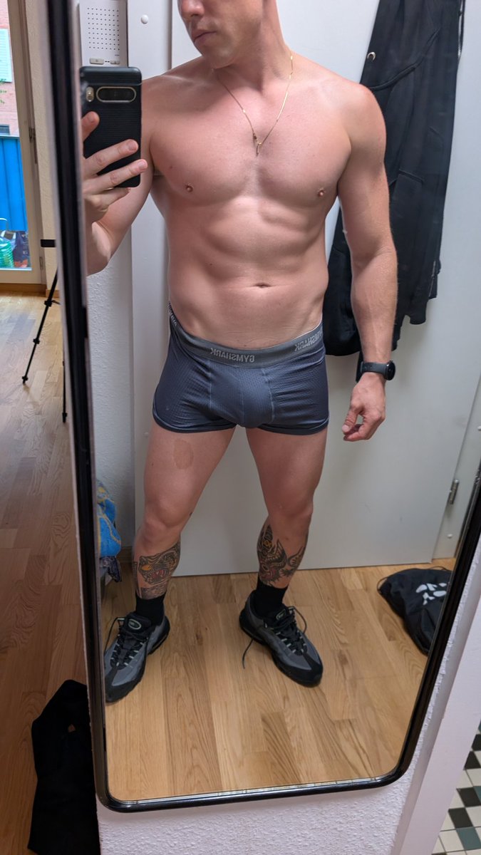 immaculate_rep's tweet photo. Decent pump today ⛽ who wants to see me flex in my dirty gym socks and underwear? 

#cashmaster #alpha #onlyfans #FinDom #muscleworship #findomme #paypigs #worship #goddess #humanatm #cashmaster #muscle #muscleteen #musclegod #cashslave #findom #worship #muscleworship https://t.co/dumr8FZnTM