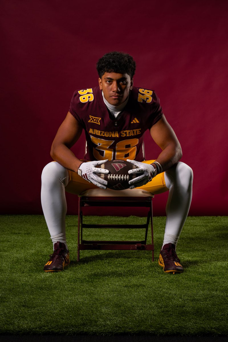 sxlesi's tweet photo. Year 2… #ForksUp🔱 https://t.co/rpICGlS92W