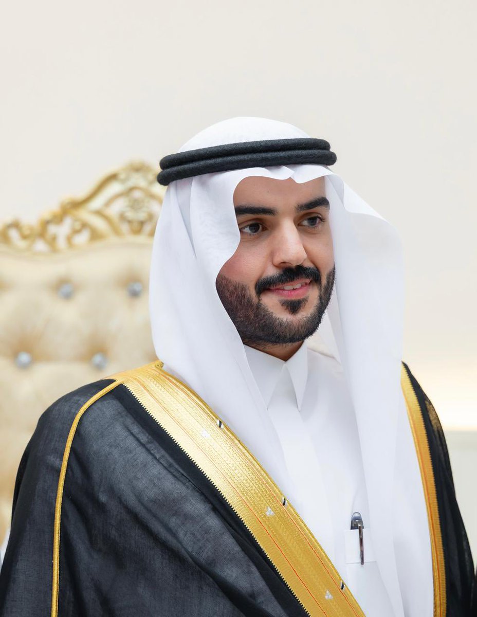 Maaalnews's tweet photo. عبدالكريم بن خالد العجلان يحتفل بزواجه من كريمة سعود العديلي
https://t.co/qXbxxSjjmf https://t.co/UgdNPmC5BG