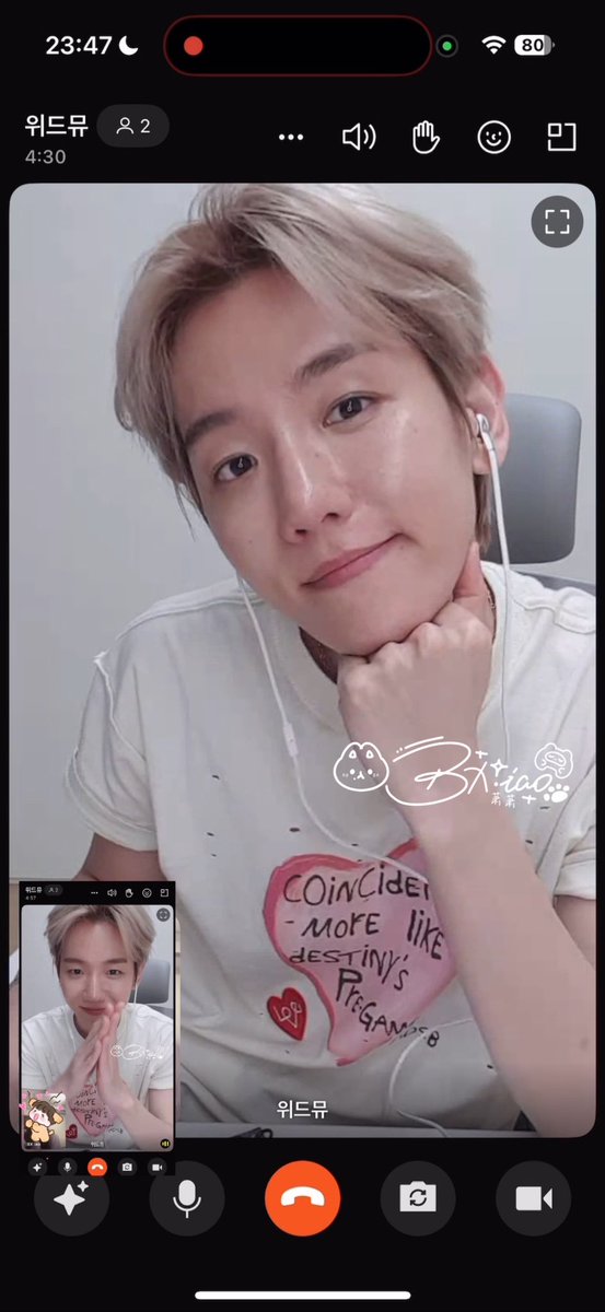 250821 wm video sign event

너무예뻐요 ♥️

#백현 #BAEKHYUN #ベッキョン #伯賢 
<a href="/B_hundred_Hyun/">Baekhyun_EXO</a>