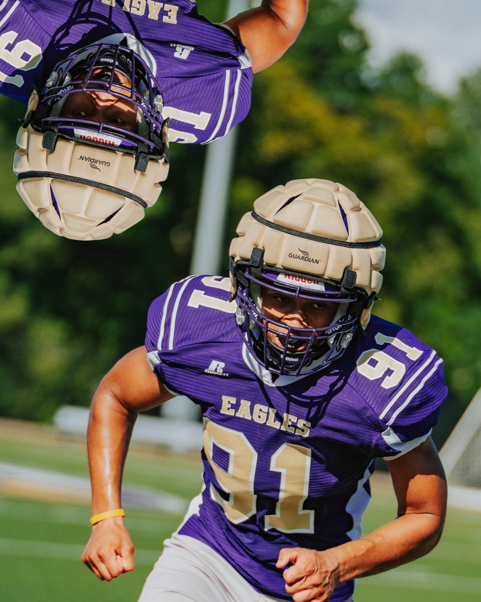 UNW Football tweet media