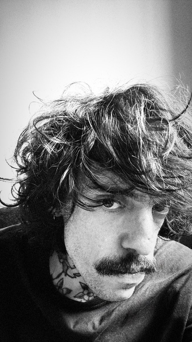 Rafa viu o Blink-182!!! (@emocyberpunk) on Twitter photo 