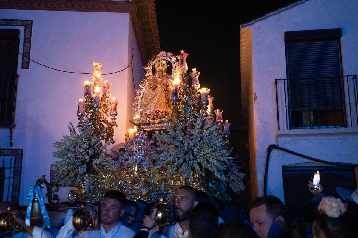 <a href="/HdadSNazareno/">Hermandad Sacramental del Nazareno - Benalmádena</a> <a href="/PatronaCruz/">Patrona Benalmádena</a>