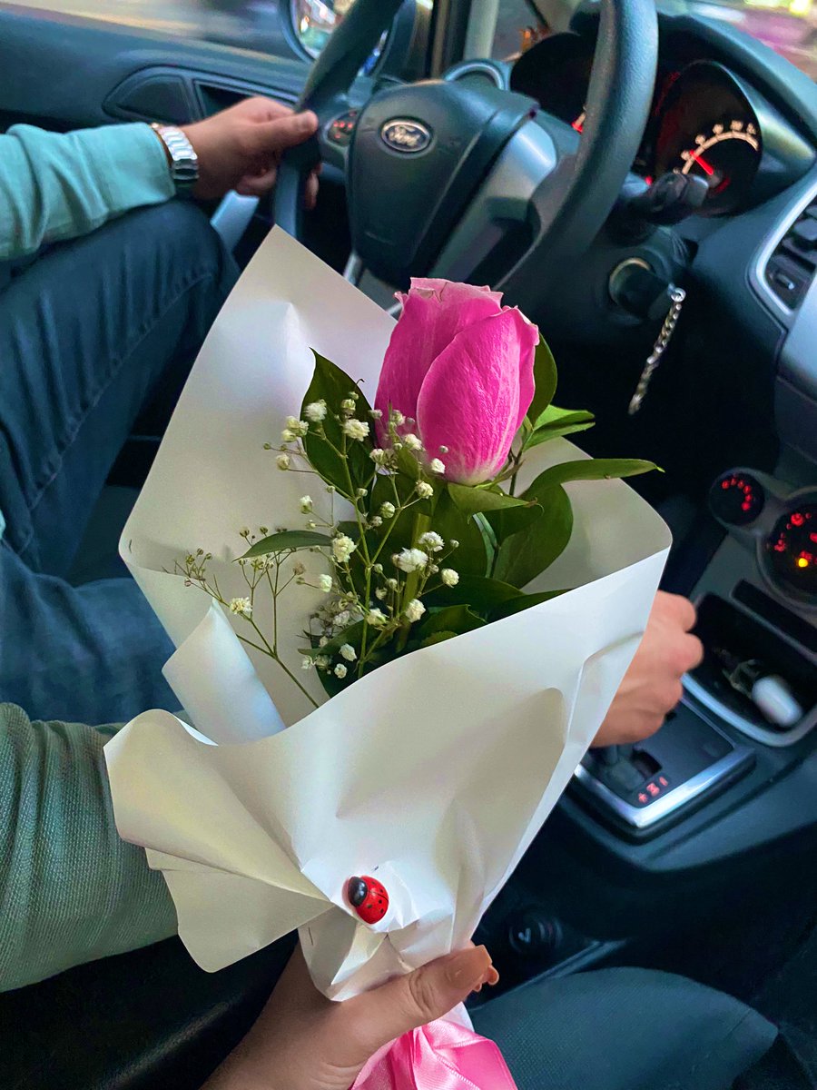 21 Ağustos Dünya Aşk günüymüş 💕