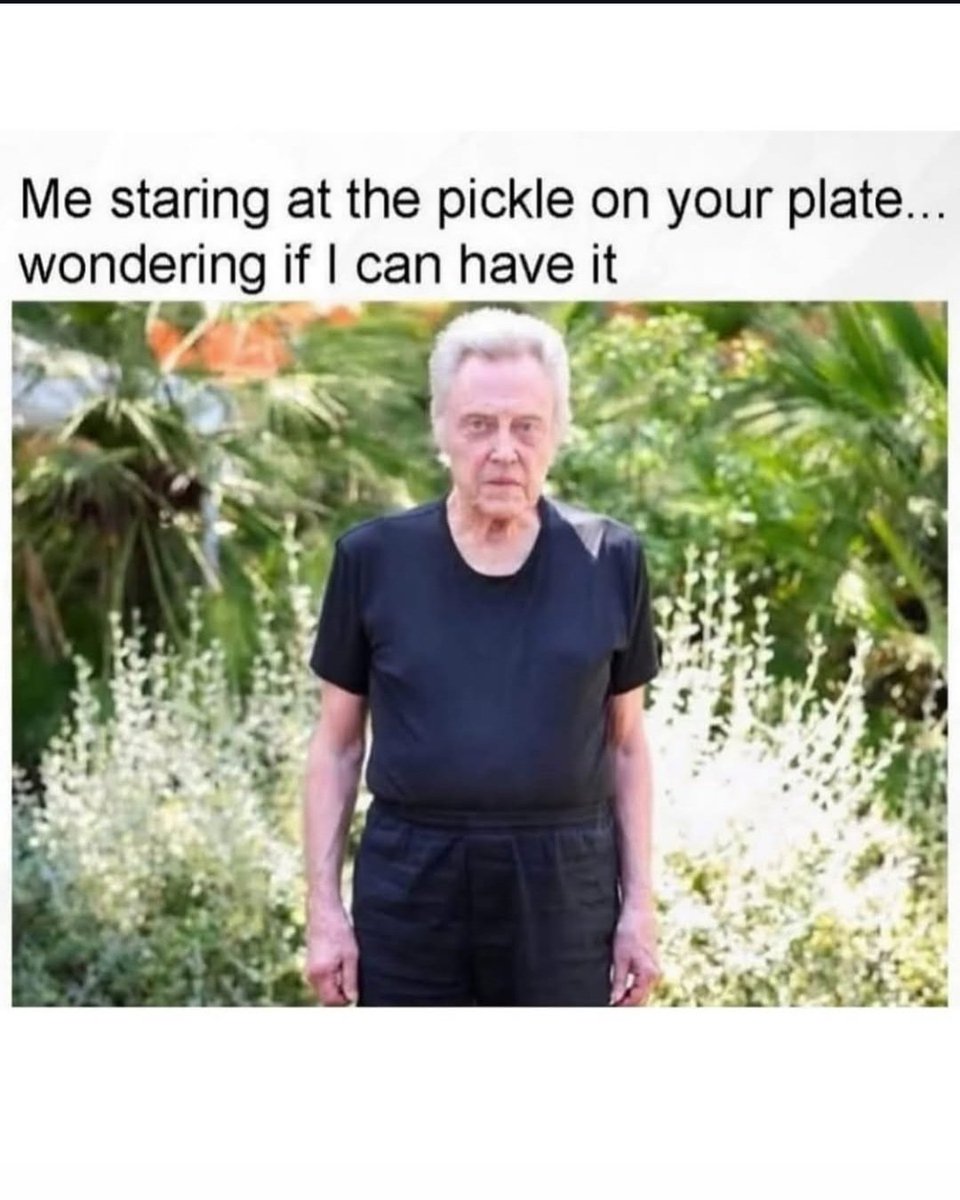 BossLibraDiva's tweet photo. 👀 I love pickles 🤷🏾‍♀️😂🤣 https://t.co/OQJ6VyeoBN