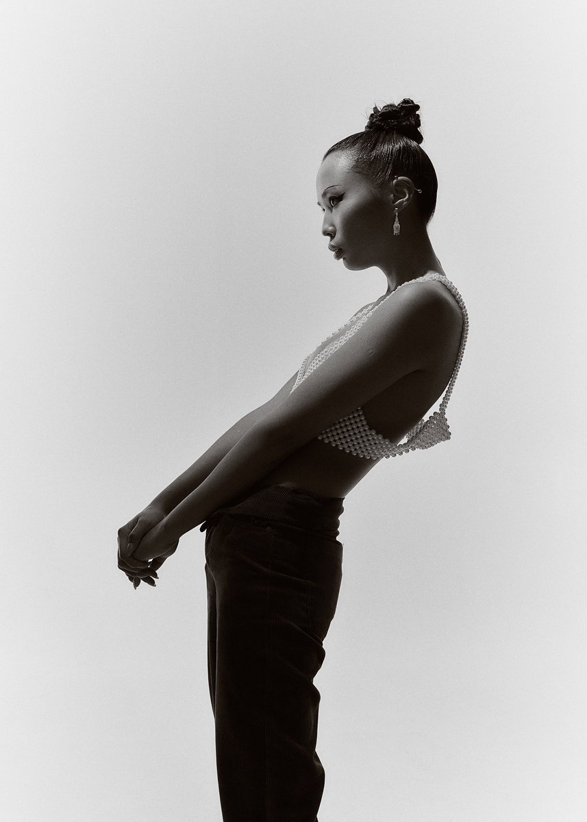 <a href="/tac_collective/">The Art Collective</a> "Simplicity"  1/1 piece 
0.03 eth

foundation.app/mint/base/0x20…