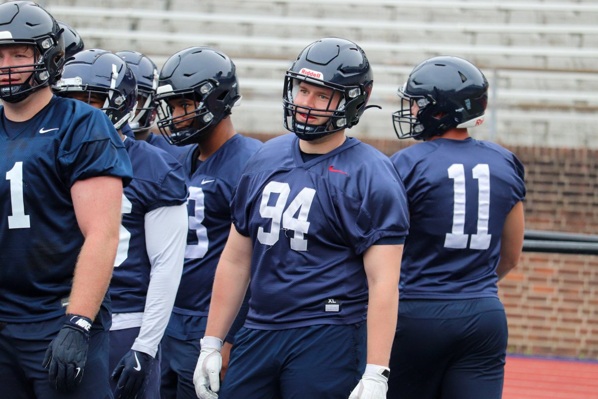 Penn Football tweet media