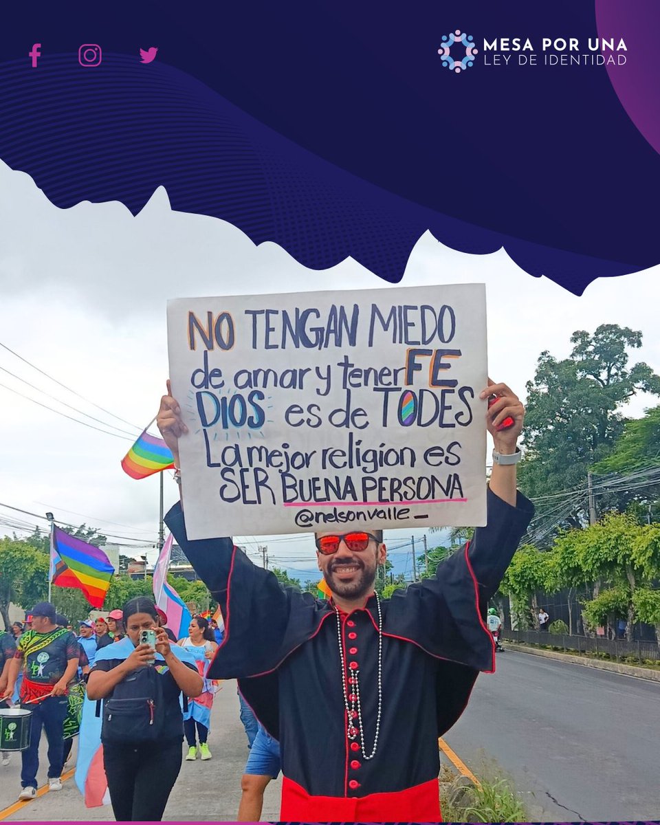 #ProhibidoOlvidarSV I Las religiones nos hablan de justicia, compasión y respeto.

La fe y la diversidad son caminos que se cruzan en la búsqueda de un mundo más justo y humano. 🌈🤲

🙏✨ Porque la fe, al igual que el orgullo, nos sostiene y nos llena de esperanza.