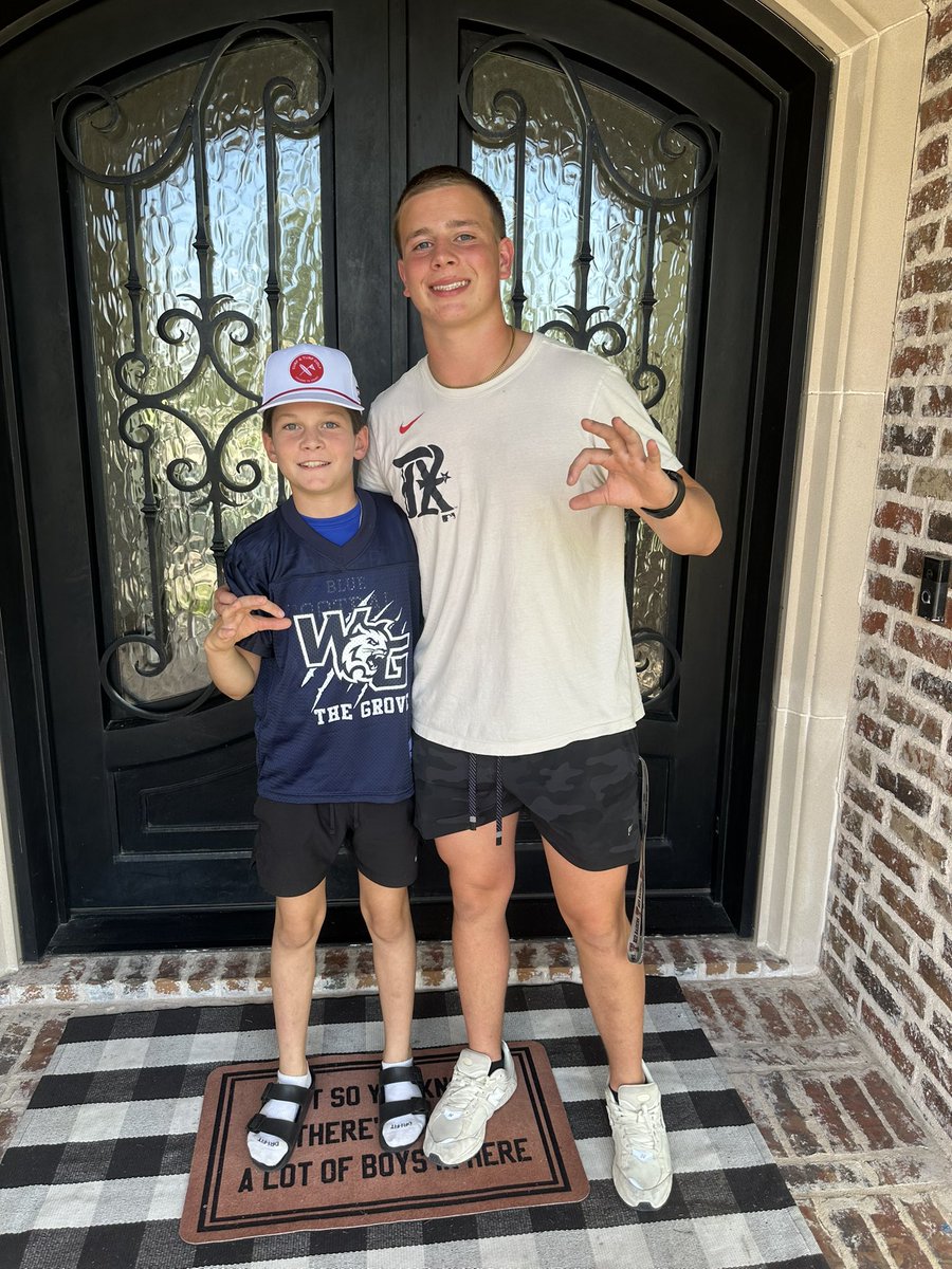 Creed McClendon (@creedmcclendon1) on Twitter photo Had an amazing time meeting my claw crew buddy’s this past week! Can’t wait to spend the season with Kellan and Christian! <a href="/WGHSFootball/">Walnut Grove Football</a> <a href="/coachtallison/">Tommy Allison</a> <a href="/Tyrel_Lenard/">Tyrel Lenard</a> Had an amazing time meeting my claw crew buddy’s this past week! Can’t wait to spend the season with Kellan and Christian! <a href="/WGHSFootball/">Walnut Grove Football</a> <a href="/coachtallison/">Tommy Allison</a> <a href="/Tyrel_Lenard/">Tyrel Lenard</a>