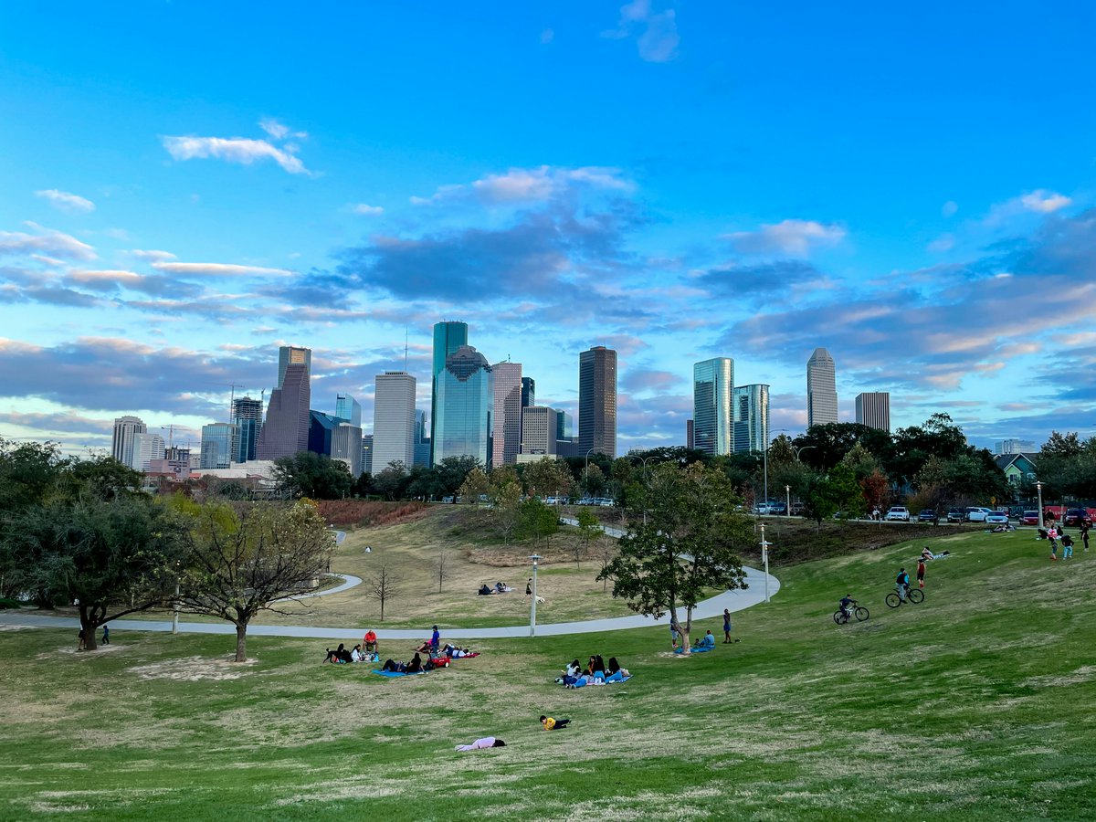 CIBScenter's tweet photo. On our #Walk4PICS2025 city highlight:
🌟 Houston!
🗓 Sept 27 | 9:30am–12pm
📌 Houston Methodist Research Institute
💌 syvu@houstonmethodist.org
Houston, let’s walk for awareness, recovery & hope 💙
#PICSawareness #pics #ICU #Walk4pics @Walk4Pics @Methodistpccm https://t.co/tERWvxUQWo