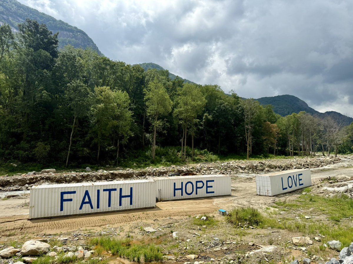 SMN_Cory's tweet image. When I was in DC for the Inauguration, I talked to a Capitol Police officer who noticed I was from North Carolina. He asked me how Chimney Rock was doing, because he just proposed to his girlfriend there last summer. I told him it was gone. I was wrong.

#helene