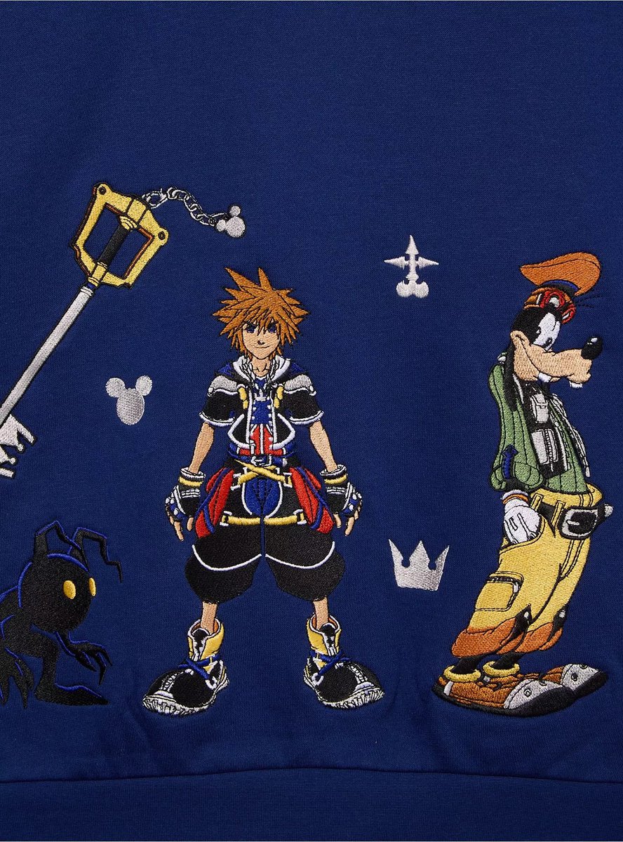 churroz's tweet image. .@BoxLunchGifts has a new exclusive KINGDOM HEARTS Embroidered Crewneck for sale! #KHMerch #kingdomhearts #キングダムハーツ #_KH

Link: boxlunch.com/product/kingdo…
