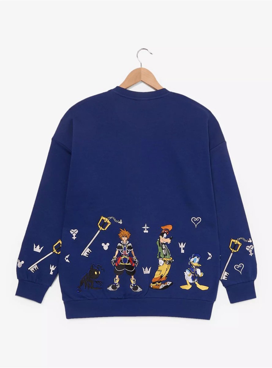 churroz's tweet image. .@BoxLunchGifts has a new exclusive KINGDOM HEARTS Embroidered Crewneck for sale! #KHMerch #kingdomhearts #キングダムハーツ #_KH

Link: boxlunch.com/product/kingdo…