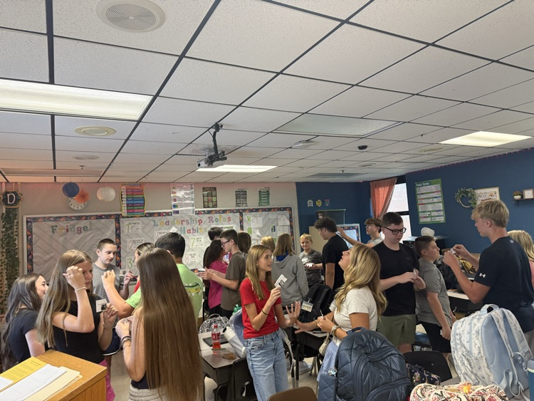 eagles_jcms's tweet photo. Mrs. Preston's classes practiced their Outsiders vocabulary using the Kagan Structure Quiz Quiz Trade. We saw an average 7.6% increase in scores after this activity! #stars #jcmsrocks #eagles4life #leaderinme https://t.co/U45jlfly8l