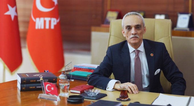 İhbar (@ihbarmedya) on Twitter photo 'Kaç aydır arabamı değiştirmek istiyorum, değiştiremiyorum' diye yakınan Nagehan Alçı'ya MTP lideri Ahmet Yılmaz'dan muhteşem yanıt:
'Takvime soyun.'
<a href="/ahmetyilmazmtp/">Ahmet Yılmaz 🇹🇷</a> 'Kaç aydır arabamı değiştirmek istiyorum, değiştiremiyorum' diye yakınan Nagehan Alçı'ya MTP lideri Ahmet Yılmaz'dan muhteşem yanıt:
'Takvime soyun.'
<a href="/ahmetyilmazmtp/">Ahmet Yılmaz 🇹🇷</a>