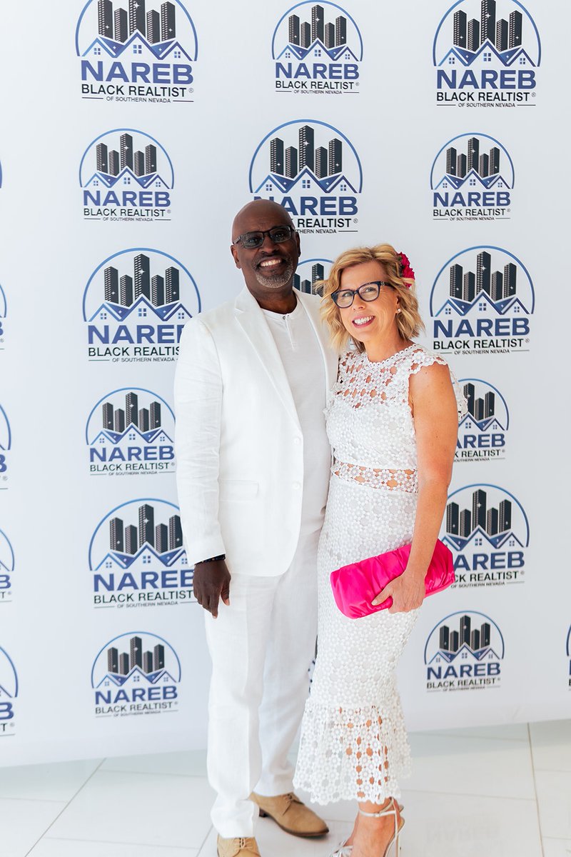 NAREBLV's tweet photo. We just love some photo opps! Throwing back to us looking good this beautiful Thursday!

Let's make a difference together. We believe in inclusion. All are welcome who strive for democracy in housing. Join us at https://t.co/f6vhN0X1Qk 
#nareb #nareblv #democracyinhousing https://t.co/9XvN0lyQoX