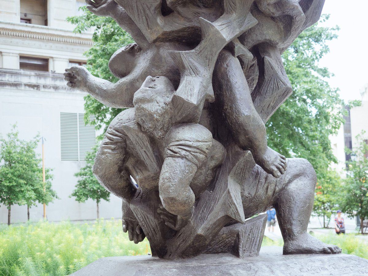 Horwitz-Wasserman Holocaust Memorial Plaza tweet media