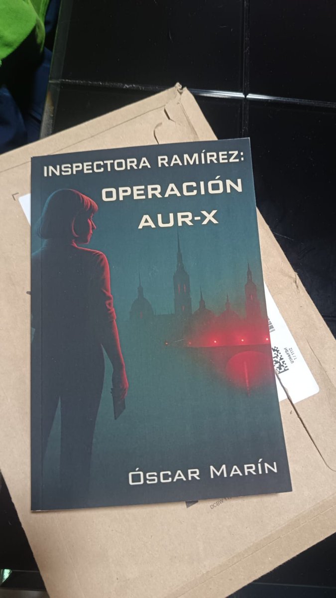 Óscar Marín (@oscarzgz78) on Twitter photo <a href="/Lovexlalectura/">Loveporlalectura</a> Una idea brutal!!
Lo que parecía una advertencia se convierte pronto en una operación a contrarreloj. La ciudad de Zaragoza se convierte en el epicentro de una conspiración que conecta los Balcanes, la guerra sucia y un nuevo explosivo letal: el AUR-X
amzn.eu/d/b4Wokwi <a href="/Lovexlalectura/">Loveporlalectura</a> Una idea brutal!!
Lo que parecía una advertencia se convierte pronto en una operación a contrarreloj. La ciudad de Zaragoza se convierte en el epicentro de una conspiración que conecta los Balcanes, la guerra sucia y un nuevo explosivo letal: el AUR-X
amzn.eu/d/b4Wokwi
