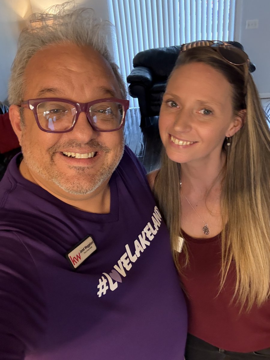Thanks to all that came out to the brokers open today 💜 @tiffanysteckrealtor got the “closest to purple” shout out 💟 #florida #brokers #openhouse #townhouse 

See more pics and details 👉 ow.ly/fToZ50WBAP4