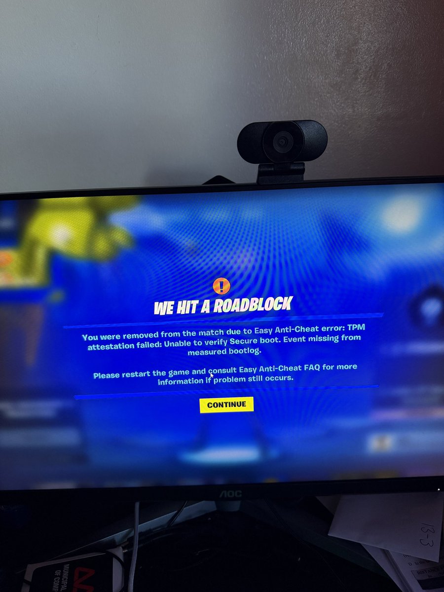 darkifyylol's tweet photo. @FNCompetitive help pls.. anyone know how to fix this???? https://t.co/d1FQufZ5id
