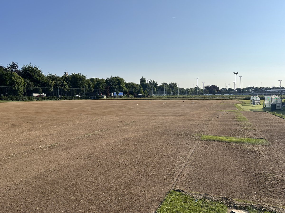 MartynGoodfello's tweet photo. UoN Highfields Rugby Pitch 1 coming along nicely 3 weeks after seeding. https://t.co/PkZbaD1cXg