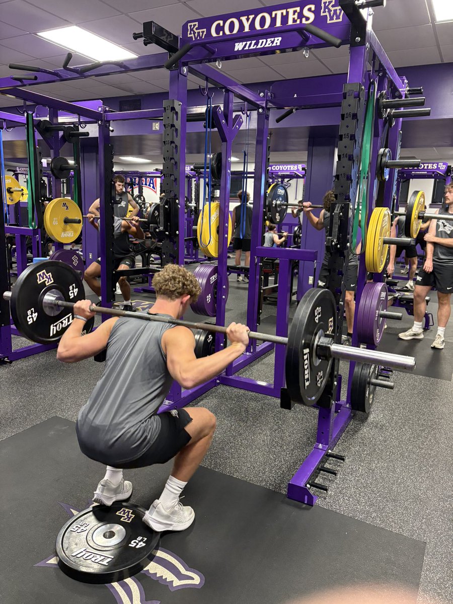 Coyote Basketball tweet media