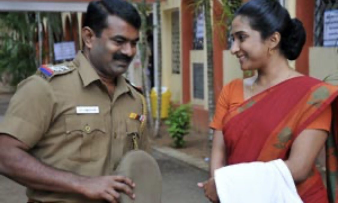 ASAISANTHOSH's tweet photo. @wolfprabha Nalla naaka pudungra madiri kelunga tholare intha kaasu vaangi nadikum nadiganai https://t.co/1XBoCsYUFB