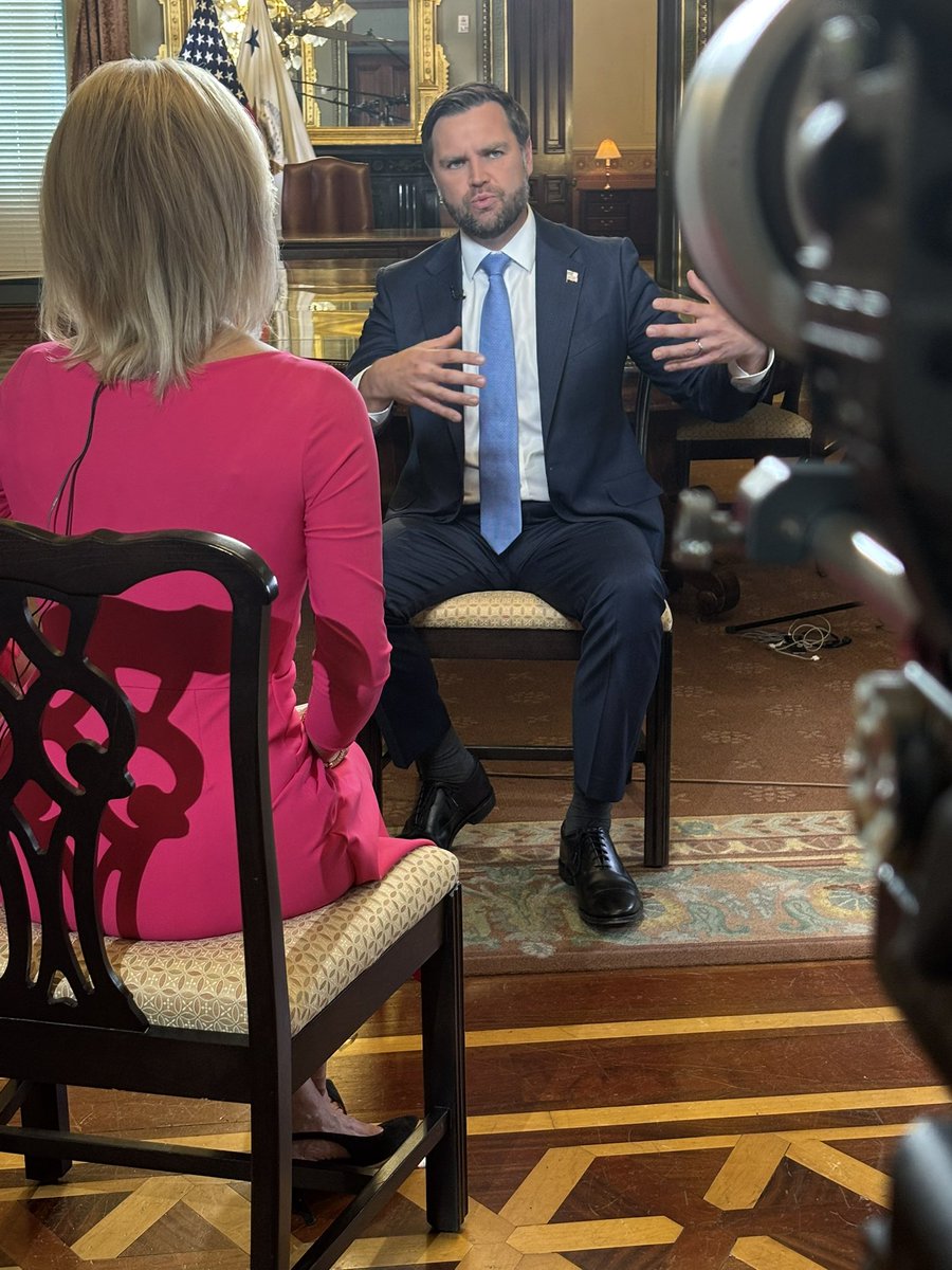dartise's tweet photo. An honor to capture this interview with Vice President Vance and Laura Ingraham in the Vice President’s ceremonial office.
📸 A few behind-the-scenes moments from our team’s setup. #BehindTheBroadcast #CameramanChronicles #dartiseshoots https://t.co/uWDo3yGEm2