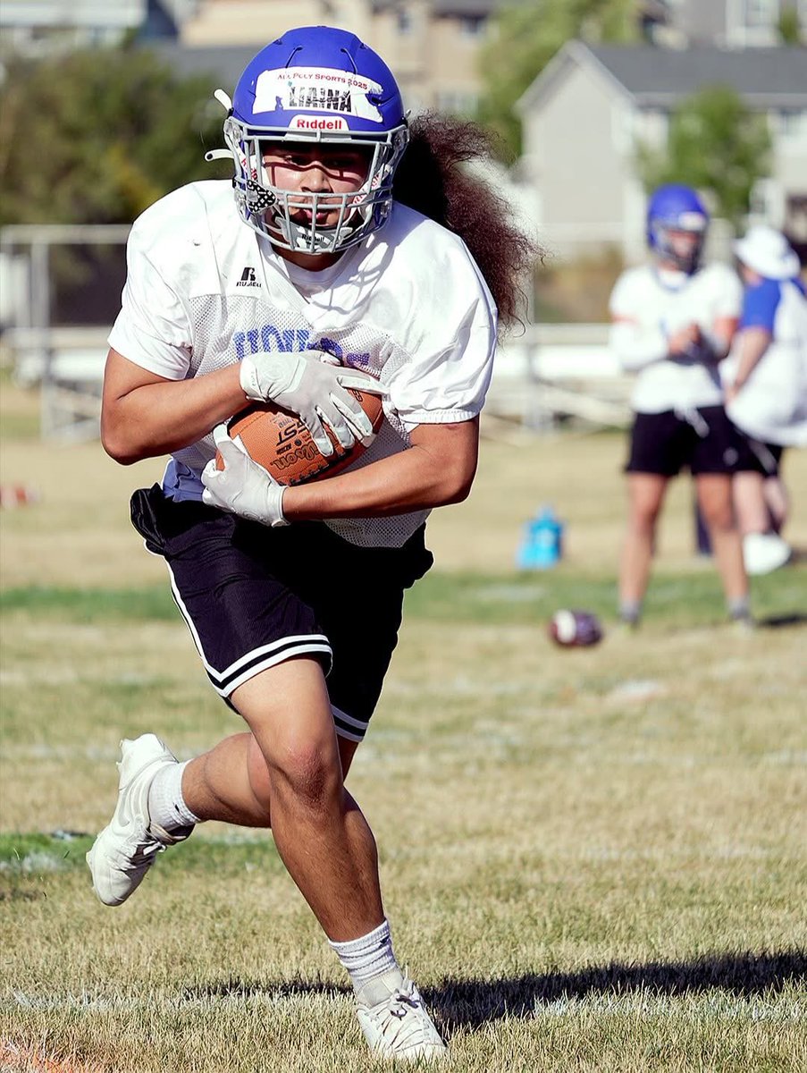 danielliaina20's tweet photo. Senior year … let’s get it
Go Hounds!
#footballrecruit #classof2026 #runningback #Linebacker #ncsa #uncommitted #ncaa #pullmanhighschool #football #prospect #collegefootball #ncsa #Samoan #Meximoan #nomura #ImReady #letsGetIt #dliaina08
https://t.co/vlCHvKnmwa https://t.co/v5XCx7MmUI