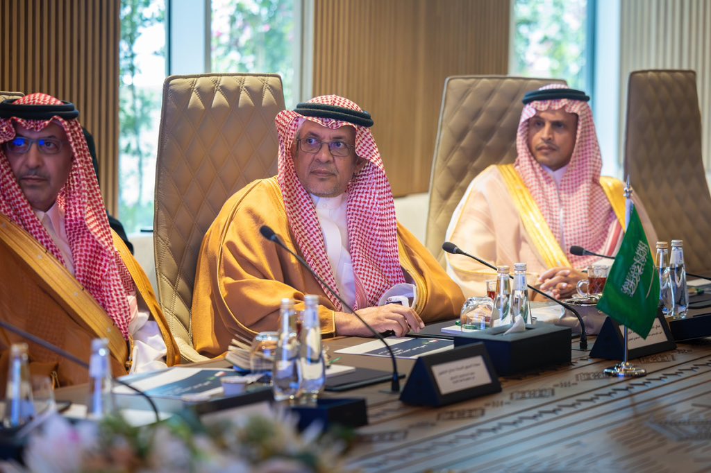 KSAMOFA's tweet photo. #الرياض | انعقاد الاجتماع الأول للأمانة العامة لمجلس التنسيق الأعلى السعودي المصري

https://t.co/lEwxovqCql https://t.co/swvVWldJnA