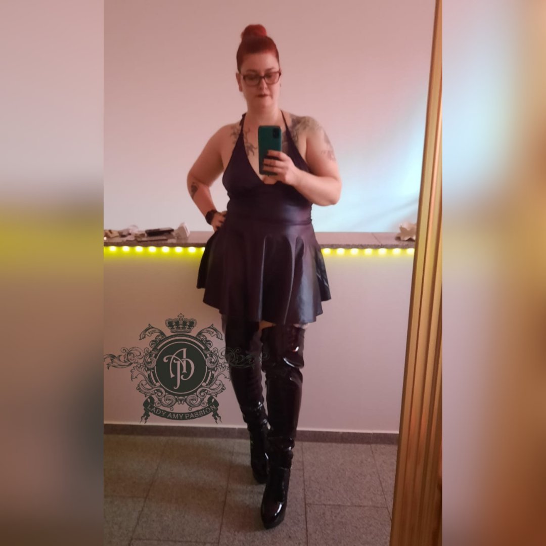 Lady Amy Passion ~ Piercingkitty tweet media