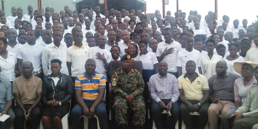 Earlier today, <a href="/IndustrialHubs/">Presidential Industrial Hubs</a>-Ankole students and staffs received a lecture of opportunity from Maj.Gen Paul Muhanguzi UPDF 2nd division Commander 
Xtremely grateful for the opportunity to rendered to us.
<a href="/mkainerugaba/">Muhoozi Kainerugaba</a> <a href="/MODVA_UPDF/">Uganda Peoples' Defence Forces</a> <a href="/RayKamugisha/">Eng Raymond A Kamugisha 🇺🇬</a>