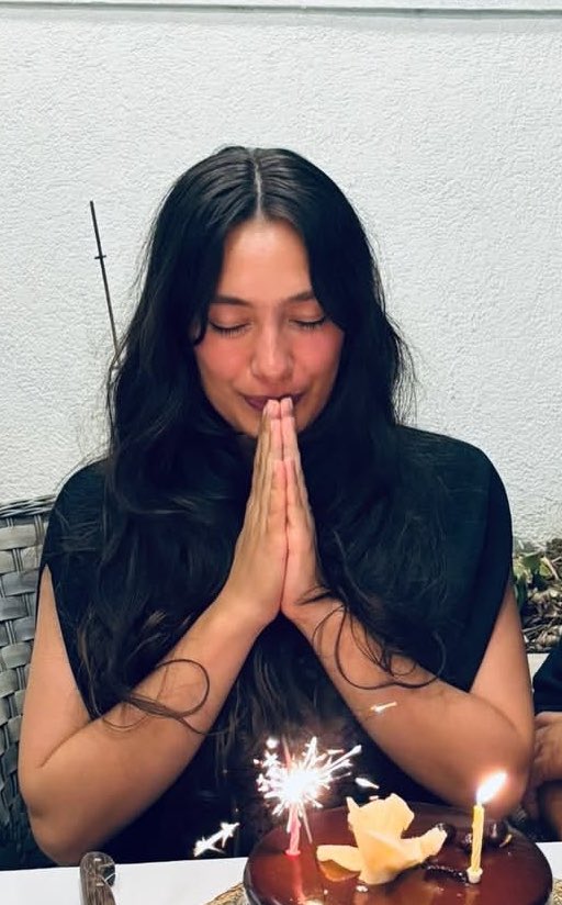 فتاة الميلاد اخيراً نزلت 🤍❤️‍🔥
#NeslihanAtagül