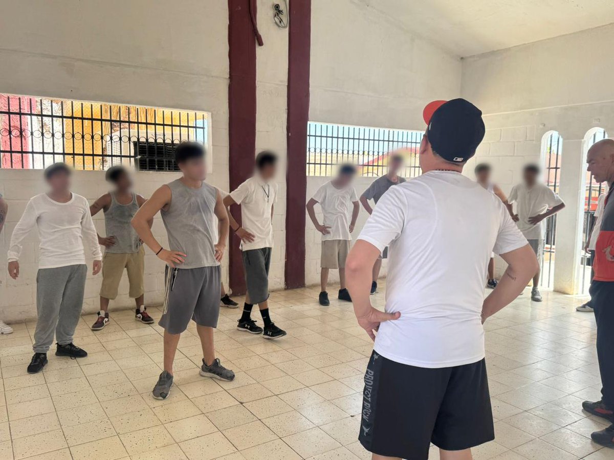 SonoraSeguridad's tweet photo. Promueve #SSPSonora el deporte como una herramienta para la reinserción social.

Con la colaboración de #Codeson, jóvenes del Centro ITAMA #Hermosillo 1 practican diversas disciplinas deportivas que los mantiene en constante actividad, lo que beneficia su salud física y mental. https://t.co/YVy6dU9tLD
