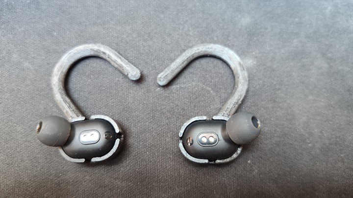 3DServices1's tweet photo. Пример #3Dпечати держателей #Redmi #Airdots для спорта.

Данная модель напечатана на #3Дпринтере #Qidi Tech CF Pro по технологии FDM.

🧩 Бесплатную stl-модель можно скачать по ссылке:
https://t.co/qOlBB0ncTs

#наушники #stl #3дмодель #3дпечать #3DPrinting  #3дсервис https://t.co/CtiKPj8Qks