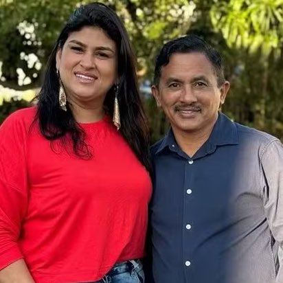 choquei's tweet photo. 🚨VEJA: Ex-mulher de Manoel Gomes (Caneta Azul) foi vista vendendo algodão doce após ser abandonada por ele. https://t.co/d28lYrh9G3